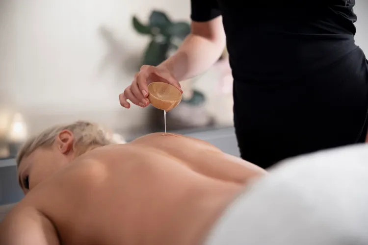 Aroma Massage